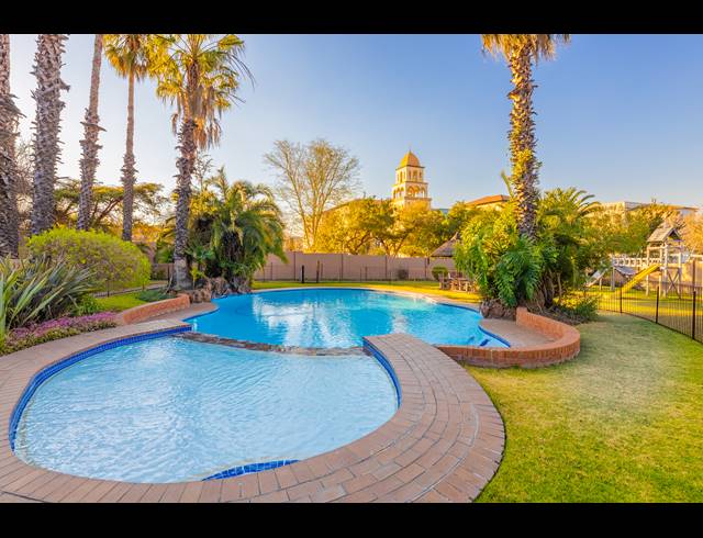 1 BEDROOM APARTMENT FOR SALE IN MAGALIESSIG
